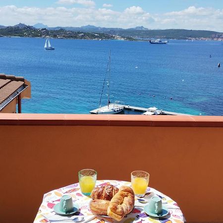 Appartamentino Panoramico...Con Finestra Sul Mare! 马达莱纳 外观 照片