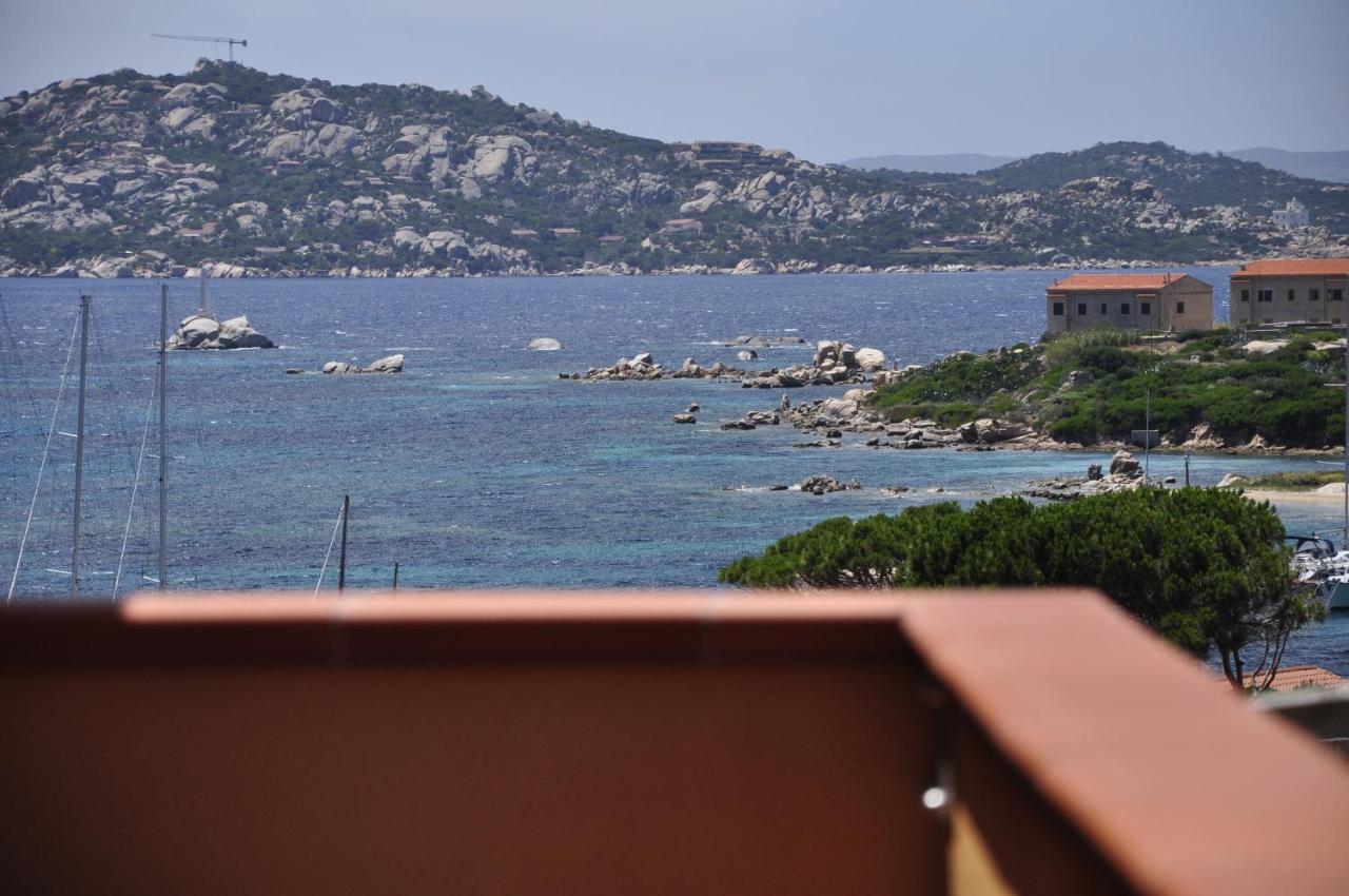 Appartamentino Panoramico...Con Finestra Sul Mare! 马达莱纳 外观 照片