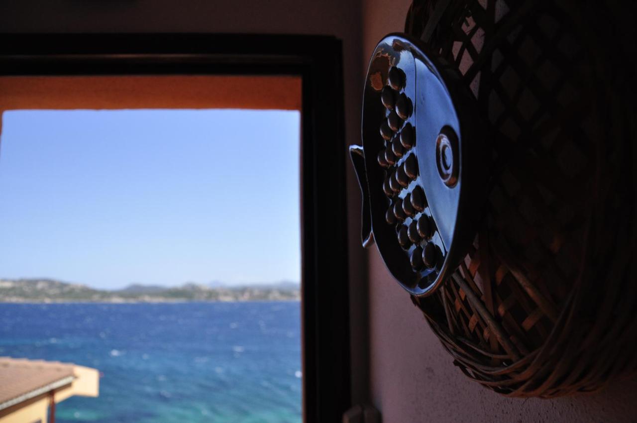 Appartamentino Panoramico...Con Finestra Sul Mare! 马达莱纳 外观 照片