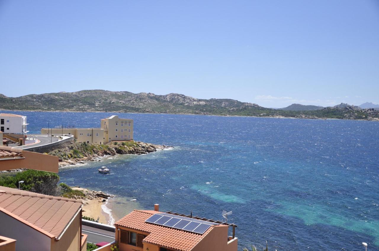Appartamentino Panoramico...Con Finestra Sul Mare! 马达莱纳 外观 照片