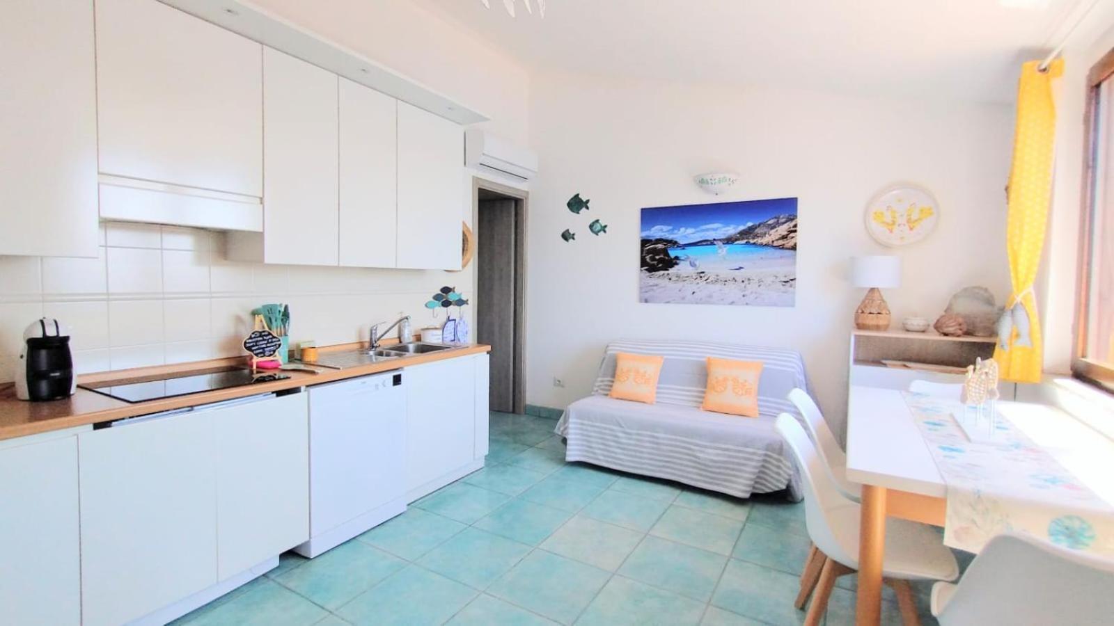 Appartamentino Panoramico...Con Finestra Sul Mare! 马达莱纳 外观 照片